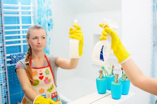 Professional end of tenancy cleaning for a Bow flat kitchen